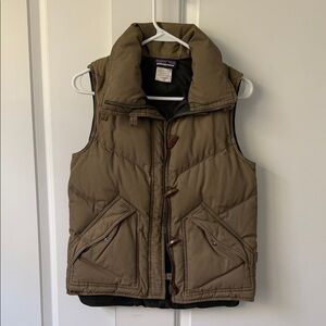 Patagonia Olive Green Down Puffer Vest with Toggle Closures